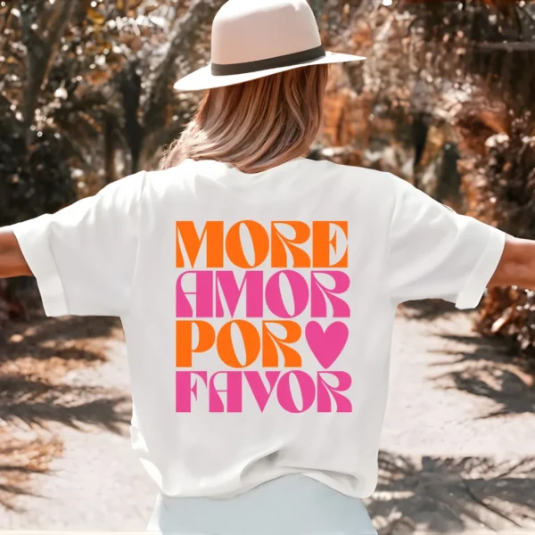Boyfriend Shirt More Amor Por Favor – oversized T-Shirt Damen mit Statement-Rückenprint in Orange und Pink